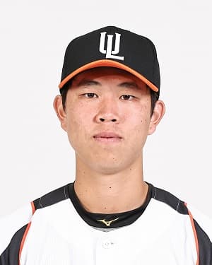 *哀宥宇的照片